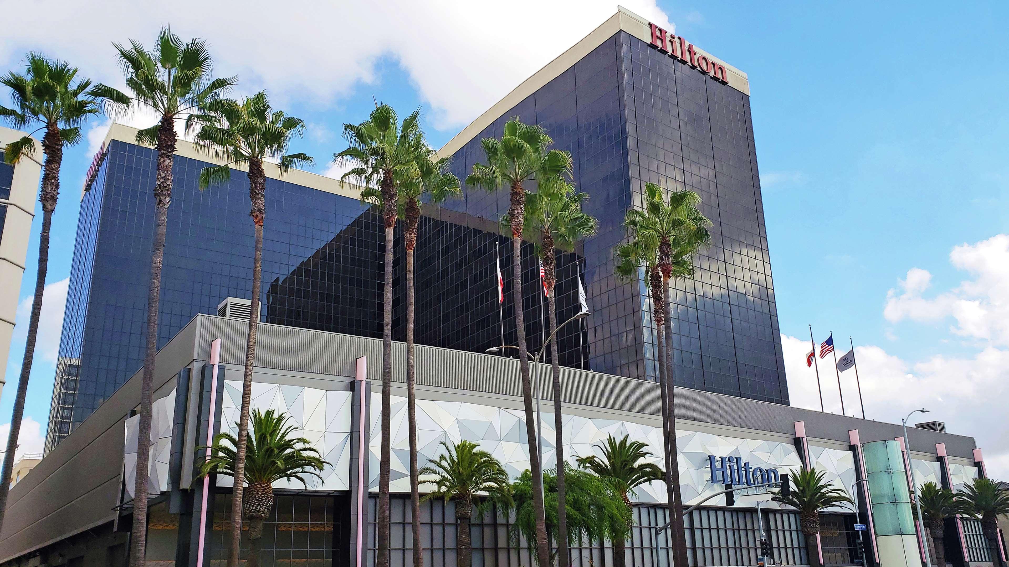 Hilton Los Angeles Airport Exterior photo